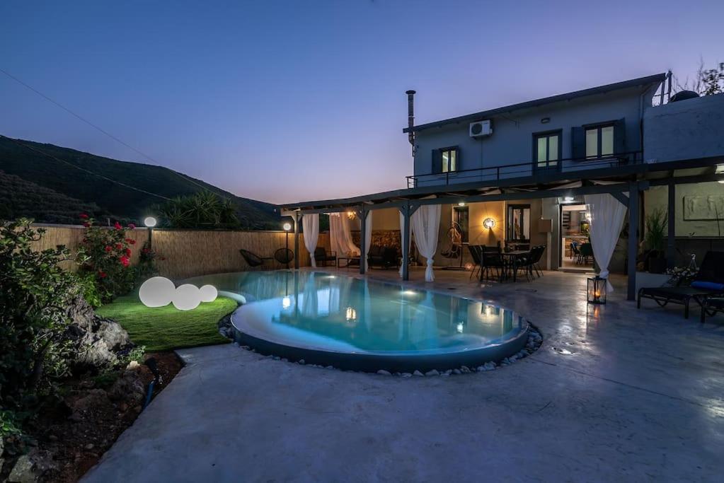 Alikianos Casa Del Miele, Private Pool, Bbq, Mountain View.ヴィラ エクステリア 写真