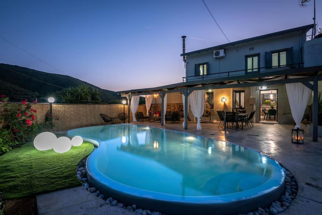 Alikianos Casa Del Miele, Private Pool, Bbq, Mountain View.ヴィラ エクステリア 写真
